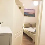 Apartment No. 11 With 2 Bathrooms Next To Railway Station