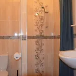 No. 11 With 2 Bathrooms Next To Railway Station Apartment *
