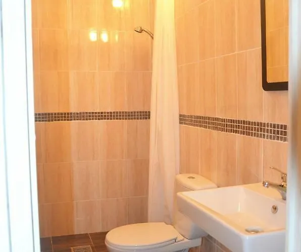 No. 11 With 2 Bathrooms Next To Railway Station Apartment Budapest